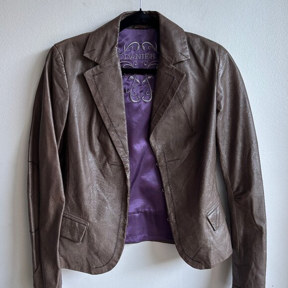 Danier Stylish Taupe Leather Cropped Jacket - Size S - Picture 1 of 16